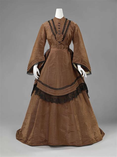 304 best images about 1860s - Women's fashion on Pinterest | Day dresses, Womens evening dresses ...