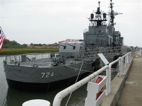 USS Laffey, a destroyer class vessel - Picture of Patriots Point Naval & Maritime Museum, Mount ...