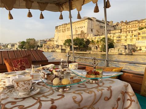 Tea & Palaces on Lake Pichola in Udaipur, India