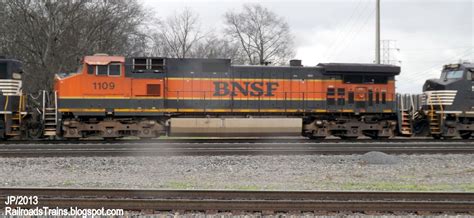 RAILROAD Freight Train Locomotive Engine EMD GE Boxcar BNSF,CSX,FEC,Norfolk Southern,UP,CN,CP ...