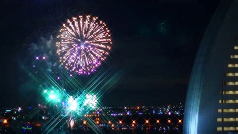 FireWorks Happy New Year 2020 Yokohama Japan - YouTube