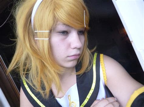 Kagamine Rin cosplay by CAPCAPpucca224 on DeviantArt