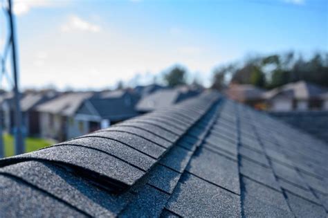 Comparing The Top Roof Shingle Brands - Advantage Remodeling 2