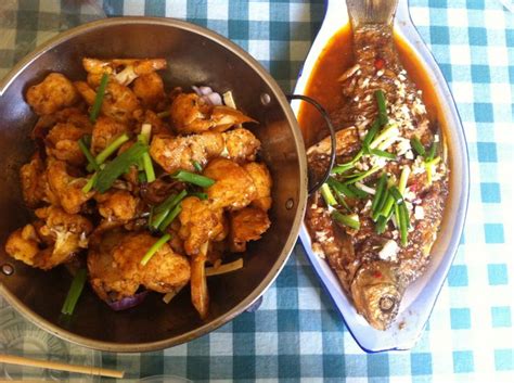 Wuchang (local) fish and cauliflower. Chinese cuisine, Hubei province ...