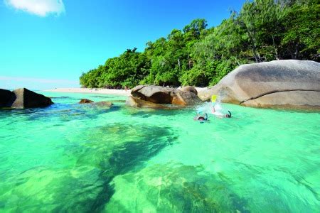 Cairns Attractions | Great Barrier Reef Islands | Island Resorts