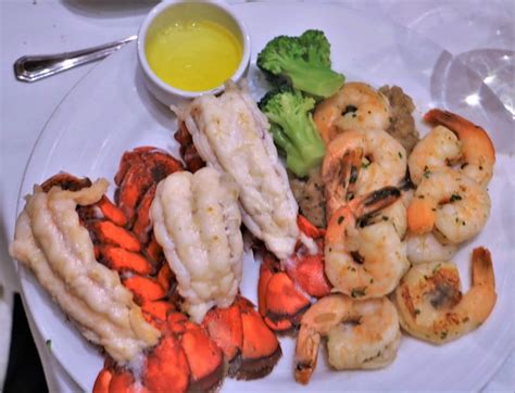 11 Things to Know About the Food on a Carnival Cruise