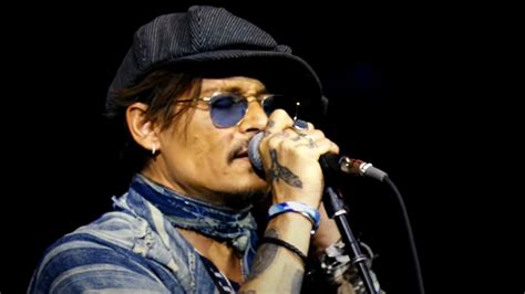 Johnny Depp Tops A Surprising End Of Year List | GIANT FREAKIN ROBOT