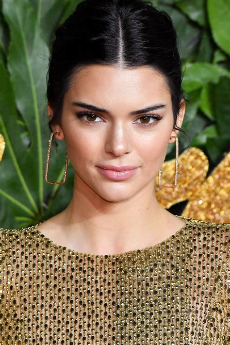 Kendall Jenner Makeup - Gillianvidegar Kendall Jenner Makeup Jenner ...