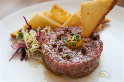 6 new steak tartare dishes in Chicago to try right now