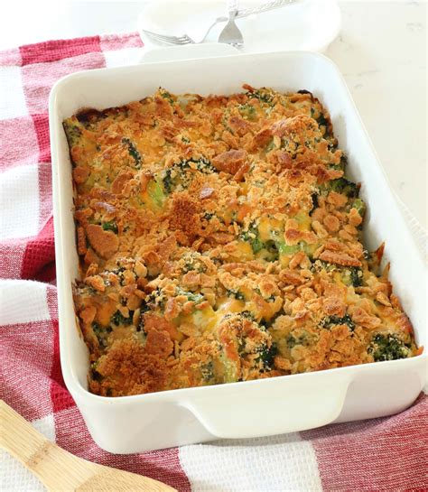 Broccoli Casserole with Ritz Crackers - Weekend Craft