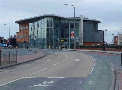 The Horncastle Building, Hull College © Peter Church :: Geograph ...