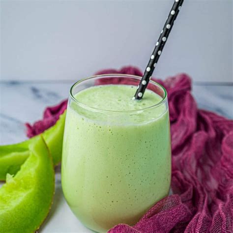 Melon Milkshake (3 Ingredients) – Skinny Spatula