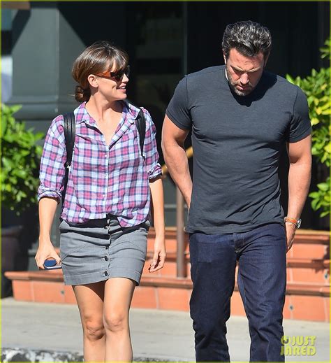 Ben Affleck & Jennifer Garner Divorcing After 10 Years of Marriage ...