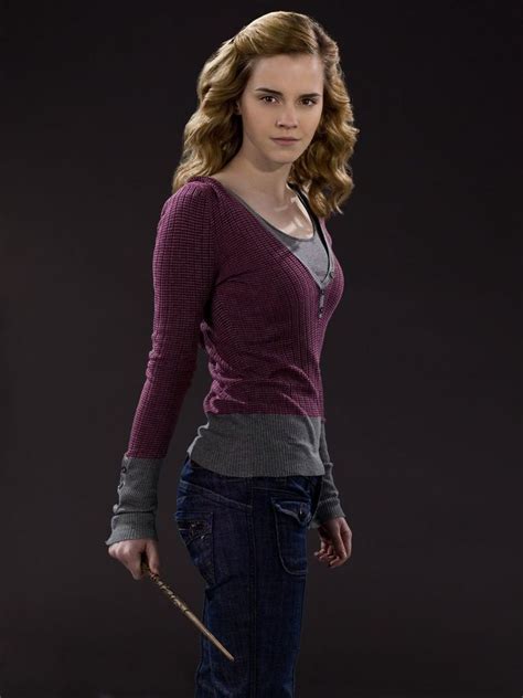 Harry Potter Photo: Hermione Granger | Hermione granger outfits, Harry ...