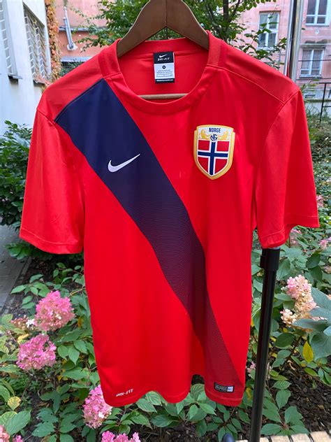 Nike Norway Norge 2015 Football Nike Home Shirt Soccer jersey S | Grailed