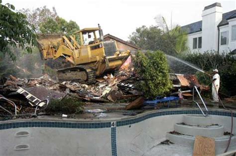 Seal Beach Inn demolished – Orange County Register