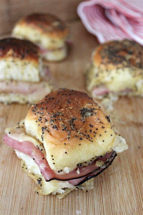 Hot Hawaiian Ham and Cheese Sliders on King's Hawaiian Rolls | King hawaiian rolls, Slider ...