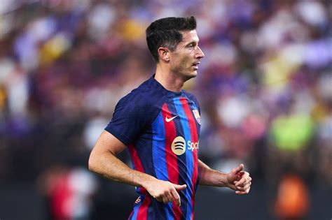 Lewandowski makes his FC Barcelona debut