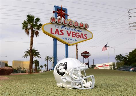 How the Raiders are Adapting to the Las Vegas Environment Both On and ...