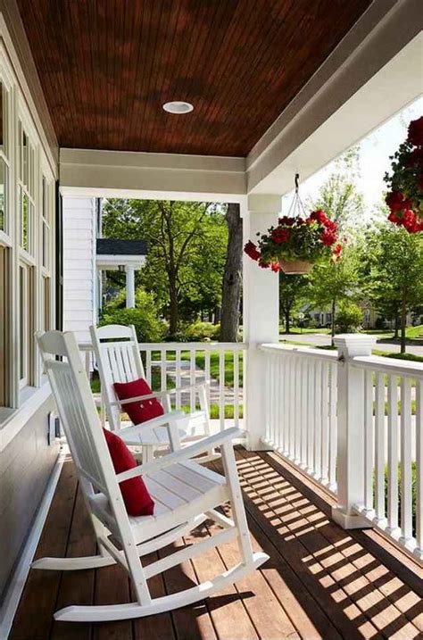 29+ BEAUTIFUL FRONT PORCH DECORATING IDEAS 07 - inspiredetail.com