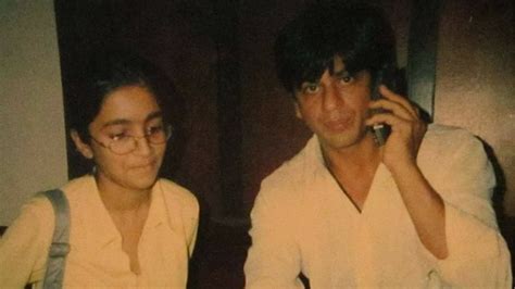 This Woman's Story of Meeting SRK as a Kid Explains Why 'Pathaan' Has ...