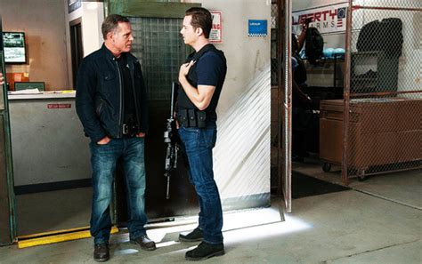 Jay Halstead and Hank Voight - TV Male Characters Photo (37546667) - Fanpop