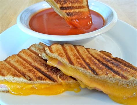 Classic grilled cheese sandwiches with tomato soup | Classic grilled cheese, Family favorite ...