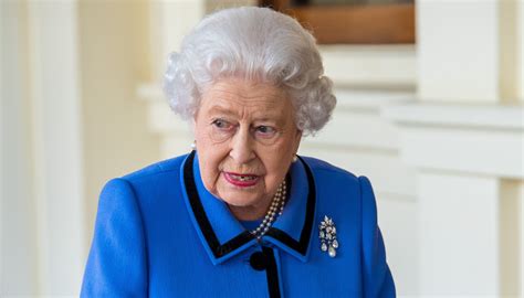 Queen's Jubilee 2022: Extra Bank holiday for Platinum celebrations