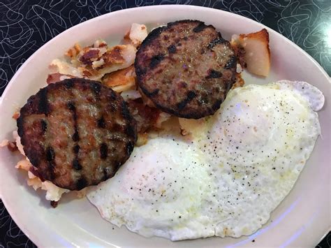 Tommy's Diner: One of Columbus' Best Diners - Breakfast With Nick