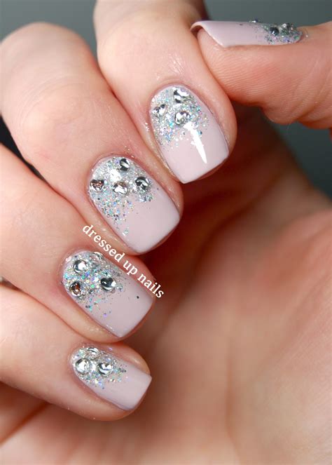 Dressed Up Nails: The Digit-al Dozen's Love & Heartbreak Week day 4 - rhinestone heart gradient ...