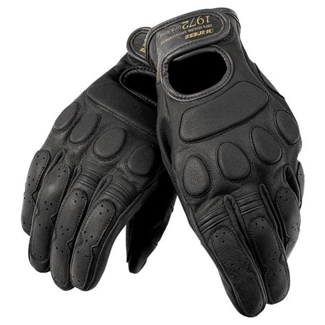 5 Best Women's Motorcycle Gloves 2022 - Reviews & Buyer’s Guide