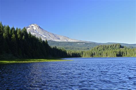 Trillium Lake - Hike Oregon