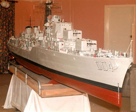 A 5 metre long model of HMAS Voyager built by Ken Taylor, taking nine years to construct. | Ken ...