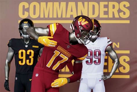 Washington’s NFL team unveils nickname as Commanders