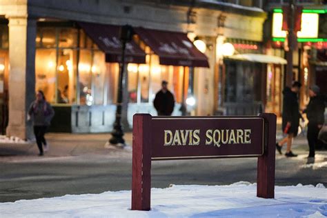 Getting to Know Your Neighborhood: Davis Square | BU Today | Boston ...