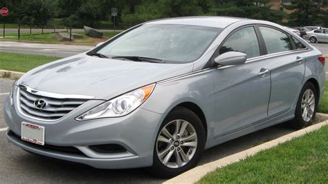 2010 Hyundai Sonata - Information and photos - MOMENTcar