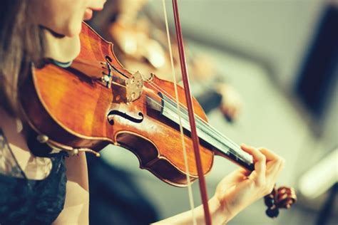 37 Wedding Songs for the Violin - Plus Tips For Hiring a Violinist ...