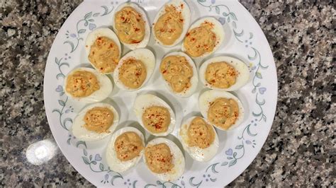 Deviled eggs | Soul Food | Quick & Easy - YouTube