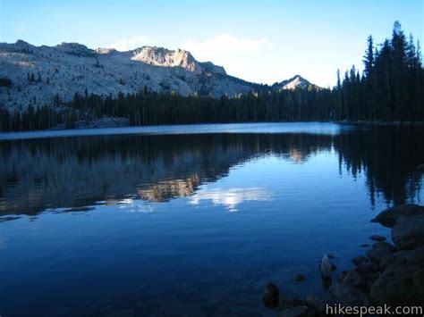 May Lake Trail | Yosemite National Park | Hikespeak.com