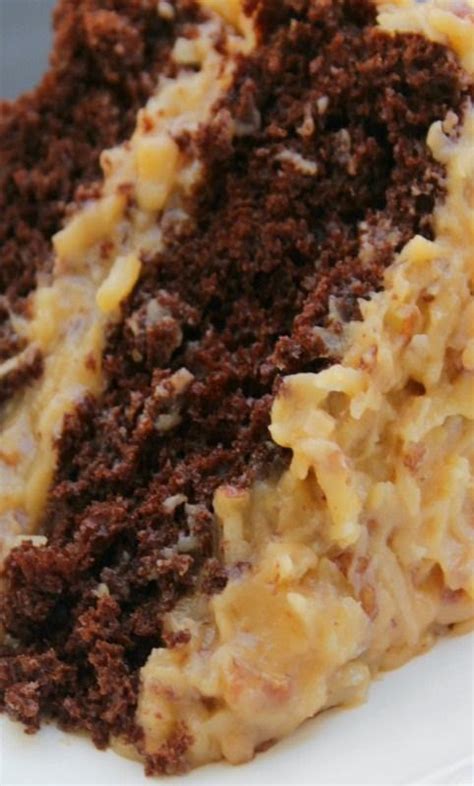 Best Ever German Chocolate Cake Recipe | FoodGaZm..