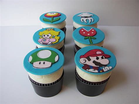 Custom Super Mario Cupcake Toppers and Cookies | Gadgetsin