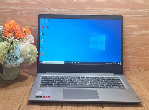 Lenovo 81UW AMD Ryzen 5 3500U ,8Gb 256Gb Ssd AMD Radeon Vega 8 Graphics FULL HD 14inch ...