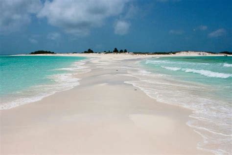 Los Roques, Venezuela | Places to travel, Incredible places, Places to go