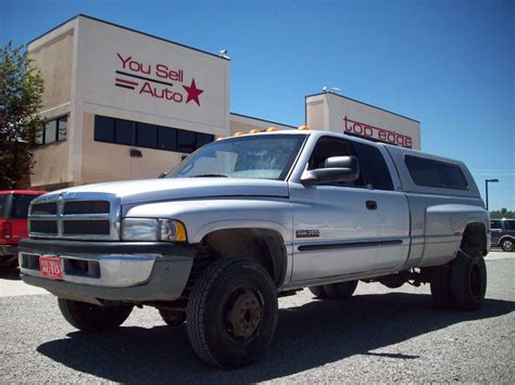 2002 Dodge Ram Pickup 3500 - Information and photos - MOMENTcar