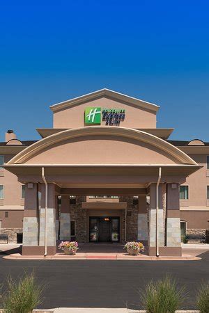 Holiday Inn Express Hotel & Suites Denver Northeast - Brighton $124 ($̶1̶4̶9̶) - Prices & Motel ...