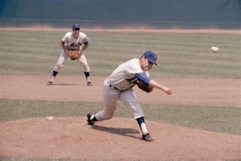 Tom Seaver's Win Record With NY Mets - Mets History