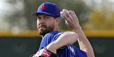 Jacob deGrom happy with throwing session