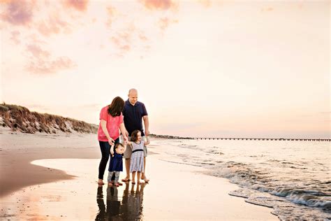 Beach Sunset Family Mini Session - Virginia Beach Photographer ...