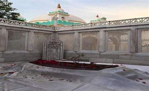 Best Time To Visit Tomb Of Aurangzeb (Aurangabad) In 2024 - 2025