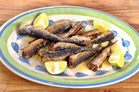 Fried Sardines From Yanni – Don’t Knock It Till You Try It – BDOutdoors ...